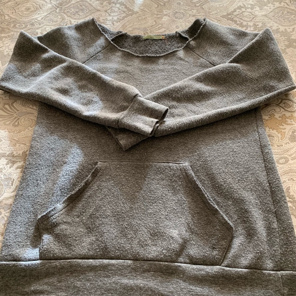 Cute grey sweatshirt.